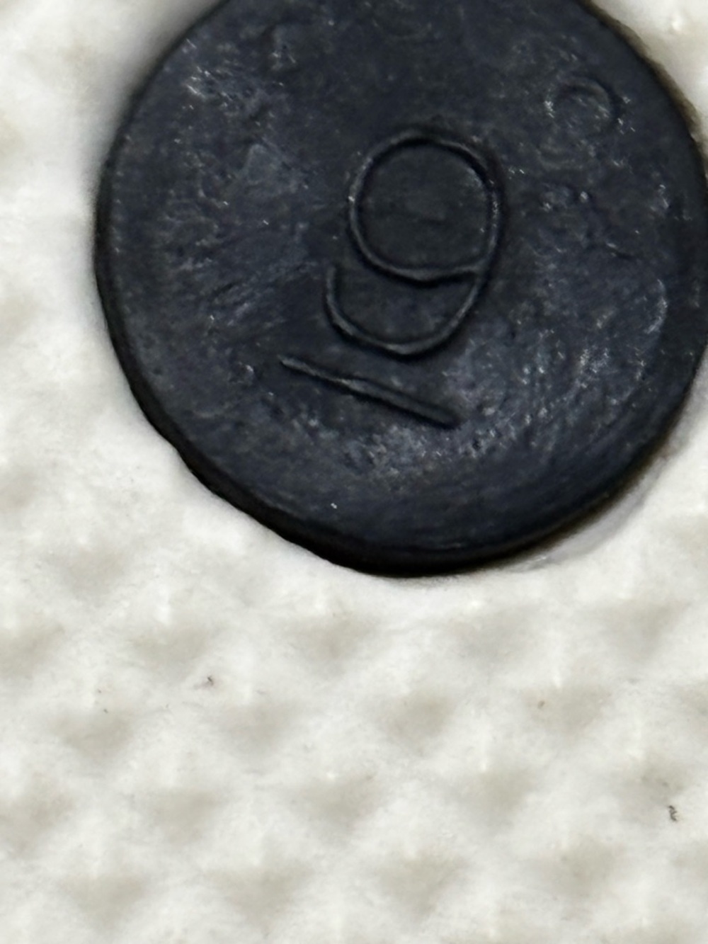 Old Navy Black and White Striped Flip Flop Sandals - Picture 4 of 4